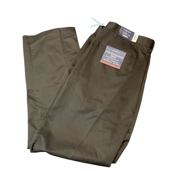 Croft & Barrow Men's Performance Classic Fit Khaki Pants Subway Gray 38x32 NWT - Picture 1 of 8